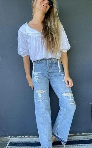 LEVI'S Ribcage High Rise Destructed Straight Jeans in Wash Haleys Comment US 28 thumbnail 1