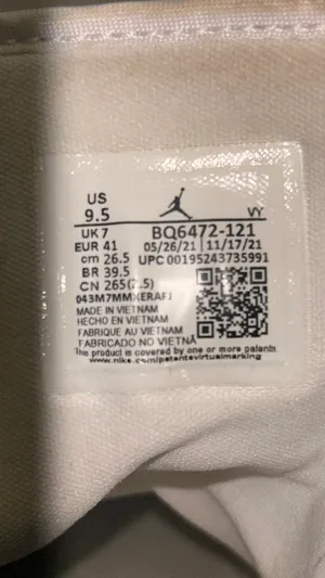 Jordan 2022 Women’s Air 1 Mid 'Coconut Milk thumbnail 4