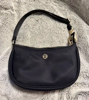 Lululemon Bag thumbnail 1