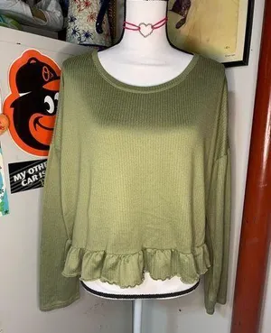 Lauren Conrad Intimates Green Ruffle Top thumbnail 1