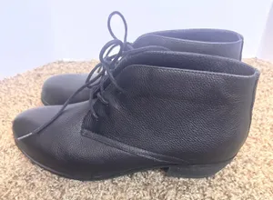 SoftWalk Womens Black Leather Lace Up Ankle Boots Low Block Heel 7M granny thumbnail 1