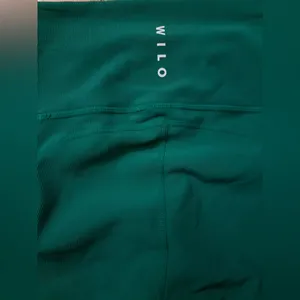 Wilo the Label Green Ribbed High Rise 7/8 Leggings thumbnail 4