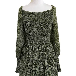 cupcakes and cashmere Demi Floral Smocked Dress M thumbnail 12