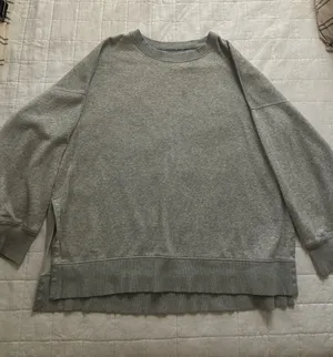 aerie Men's Crewneck Sweater in Heather Gray thumbnail 1