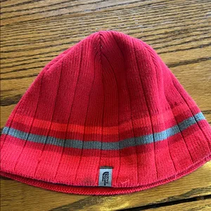The North Face Red Beanie Unisex Women’s Girls Boys thumbnail 5