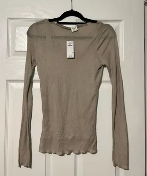 Abercrombie Sheer Top thumbnail 1