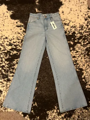 Wrangler Bonnie 683 Loose Flare Jeans thumbnail 3