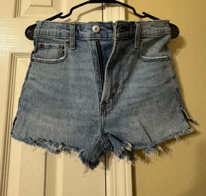 Abercrombie Jean shorts thumbnail 1