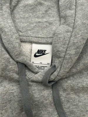 Nike Marquette Volleyball Sweatshirt thumbnail 3