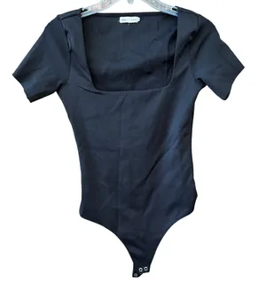 Good American Black Bodysuit Size 1 Small Square Neck Short Sleeve Stretch thumbnail 1