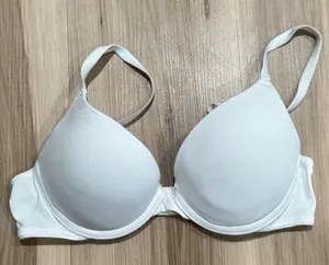 Victoria’s Secret PINK White Bra Women’s 34A thumbnail 1
