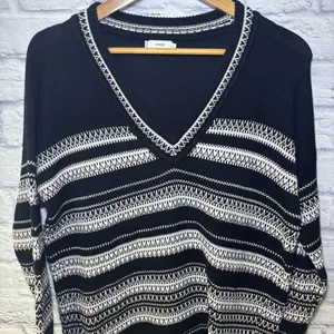 Vince women’s Small oversized long sleeve v-neck sweater shirt Cotton Casual thumbnail 1