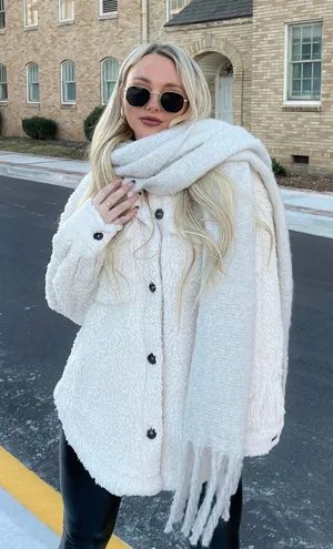 Sherpa Shacket Tan Size L thumbnail 1
