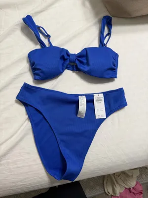 Hollister Bikini Set thumbnail 1