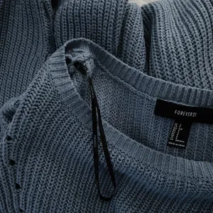 Forever 21 NWOT Oversized Knit Sweater thumbnail 6