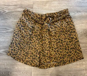 a new day High-Rise Leopard Print Tie-Waist Shorts in Camel thumbnail 1