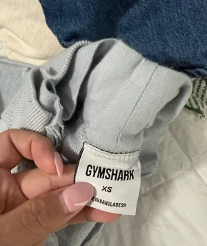 Gymshark Legacy Oversized Sweatshirt thumbnail 3