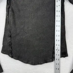 We The Free Free People Black Ribbed Bell Sleeve Top Button Cuff‎ Size M thumbnail 4