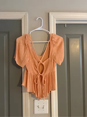 vestique Peach Peplum Tie-Back Blouse thumbnail 3