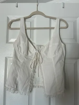 Revolve Tie Front Sleeveless Top thumbnail 2