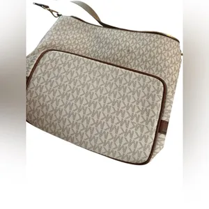 Michael Kors Jet Set leather crossbody bag thumbnail 2