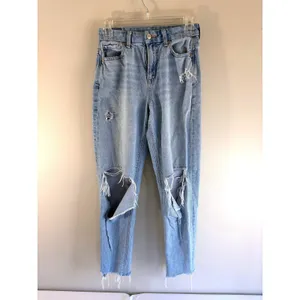 American Eagle Curvy Mom Jeans Light Wash Distressed‎ High Rise Blue Denim 26x26 thumbnail 2