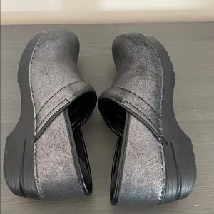 Dansko‎ Professional metallic suede clogs black size 41 thumbnail 10