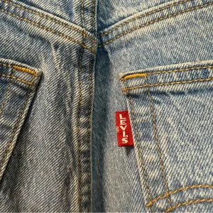 Levi’s‎ Ribcage Straight Ankle Jean High Waist Button Fly Medium Wash 27x27 thumbnail 6