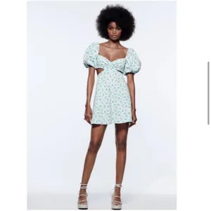 Zara White and Blue Floral Puff Sleeve Mini Dress thumbnail 3