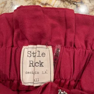 Style Rack Dressy shorts with over shoulder straps and belt thumbnail 2