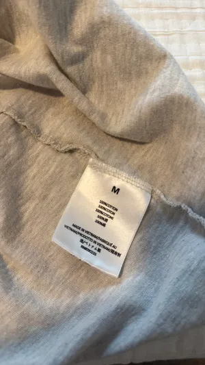 Fear of God Essentials T-Shirt thumbnail 7
