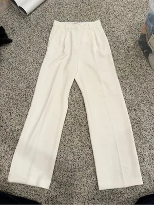 Aritzia Effortless Pant thumbnail 1
