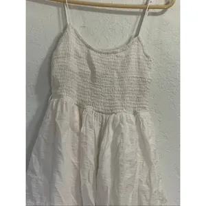 Hello Molly white Mini Dress Womens 2 smocked Ruffle Strappy thumbnail 4