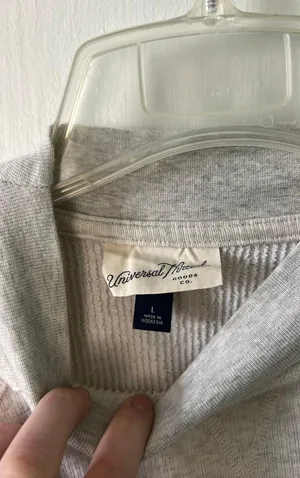 Universal Threads Sweater thumbnail 2