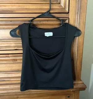 Black Top Size M thumbnail 1