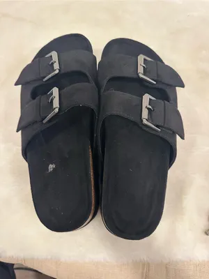 Nordstrom Black Platform Buckle Sandals with Stud Trim Size 8.5 thumbnail 5