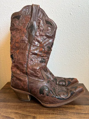 Corral Women's Chocolate Lizard Inlay Snip Toe Cowgirl Boots thumbnail 2