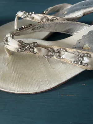 Vintage ALDO Cream Rhinestone Kitten Heel Thong Sandals | Size 39 - Bridal thumbnail 5