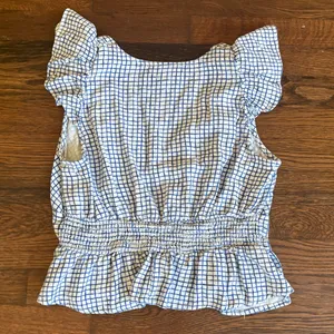 Universal Threads blouse thumbnail 4