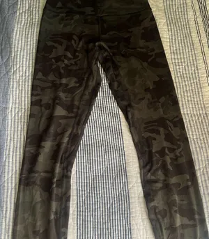 Lululemon Align Camo Leggings sz6 thumbnail 2