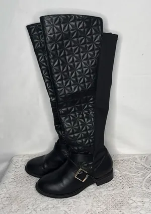 Torrid Quilted black knee high wide calf zip up boots sz 6 thumbnail 2