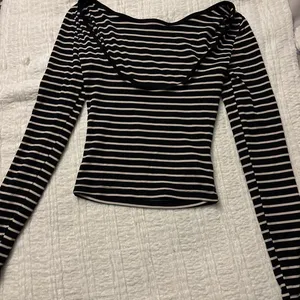 SheIn Striped long sleeve thumbnail 2