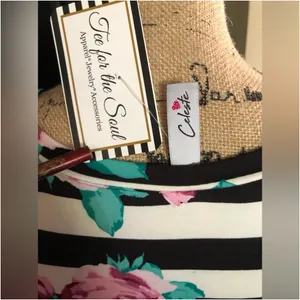 CELESTE “” Maxi Dress NWT! W/ Side Pockets!!🌸 thumbnail 4