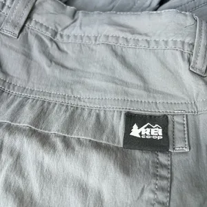 REI Utility Cargo Convertible Trail Pants Grey Size Small thumbnail 9