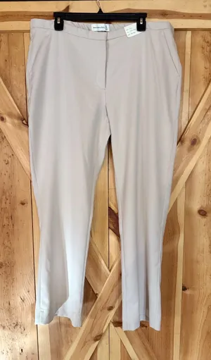 Abercrombie Sloane Low Rise Tailored Slim Boot Pants Tan Beige Size 33/16R NWT thumbnail 1