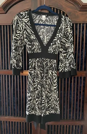 “Body central” dress  thumbnail 1
