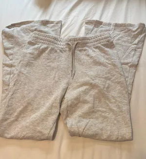 Hollister Sweatpants Grey Ultra High-Rise Wide-Leg Long thumbnail 4