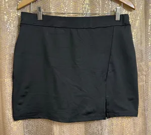 SHEIN Curve Black Mini Skirt Skort With Shorts Built In Stretchy 1XL thumbnail 1