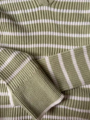 American Eagle Sweater thumbnail 3
