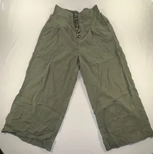 one 5 one - Army Green Gaucho Capri Pants Women's Size Medium Palazzo Cullotes thumbnail 1